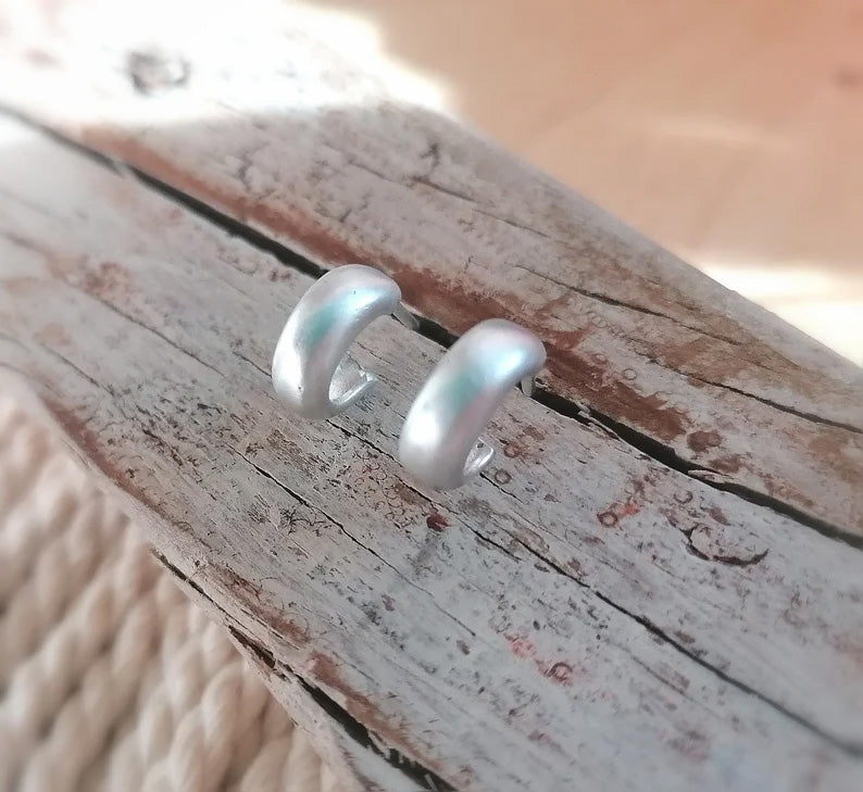 Handmade Silver 925 Chunky Huggie Earrings - Small Unisex Hoops - SosyGallery