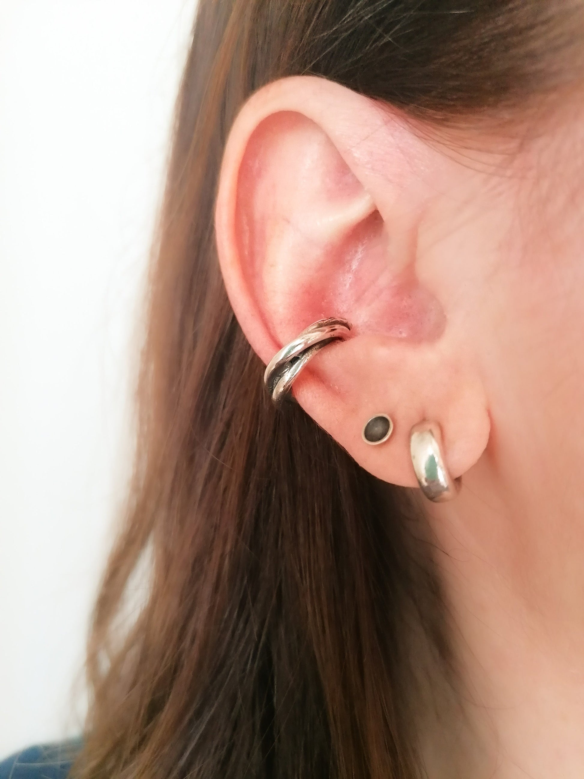 Silver 925 Triple Interlocked Conch Ear Cuff – No Piercing Required - SosyGallery