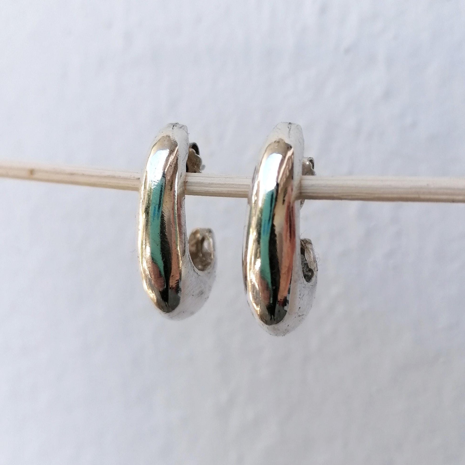 Teardrop Hoop Earrings in Sterling Silver 925 - SosyGallery